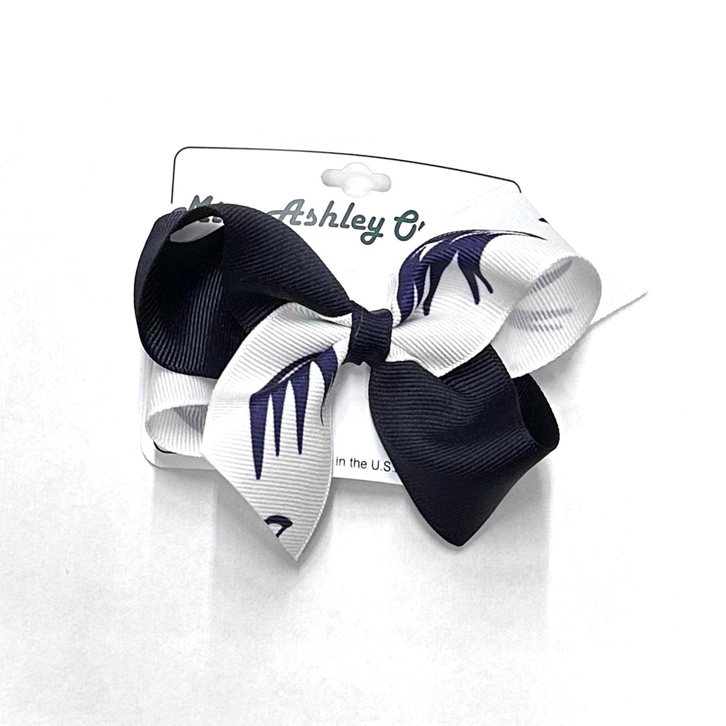 Medium Bow with Hawk